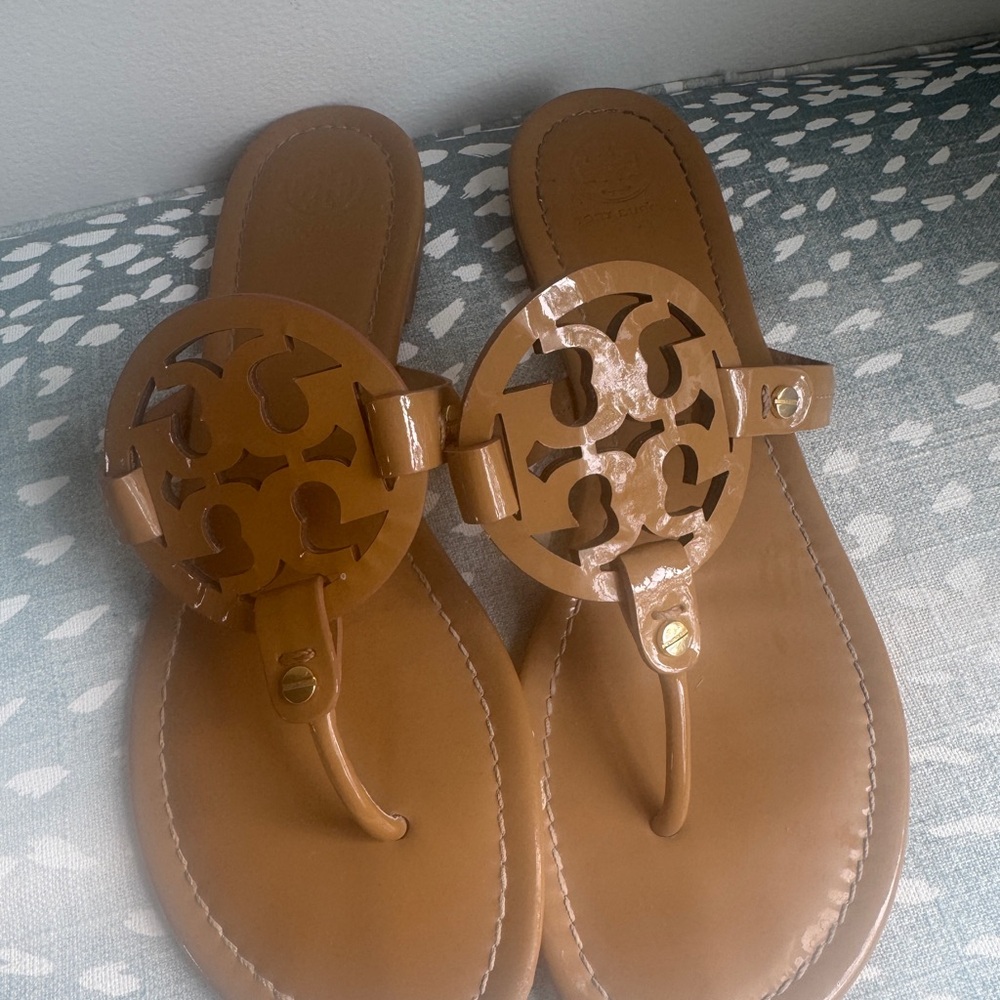 Tory Burch Miller Patent Sandal Tan Size 9